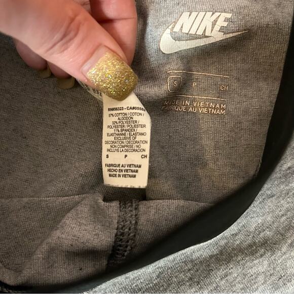 Nike Gray Grey Full Length Tight Fit Leggings Black Swoosh Logo Size Small - Picture 5 of 9